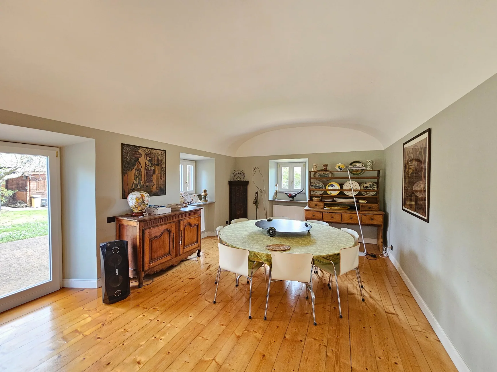 Dining room